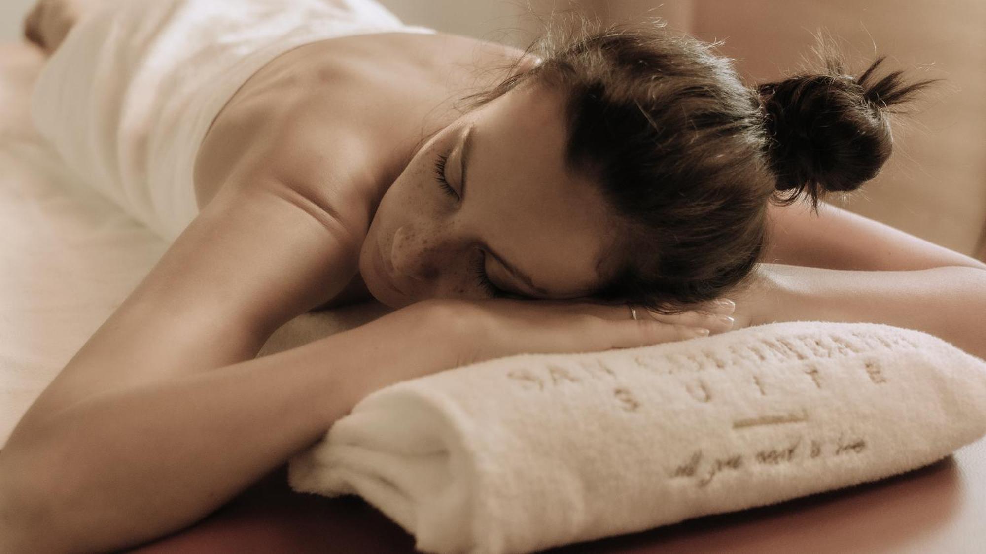 San Colombano Suites バルドリーノ エクステリア 写真