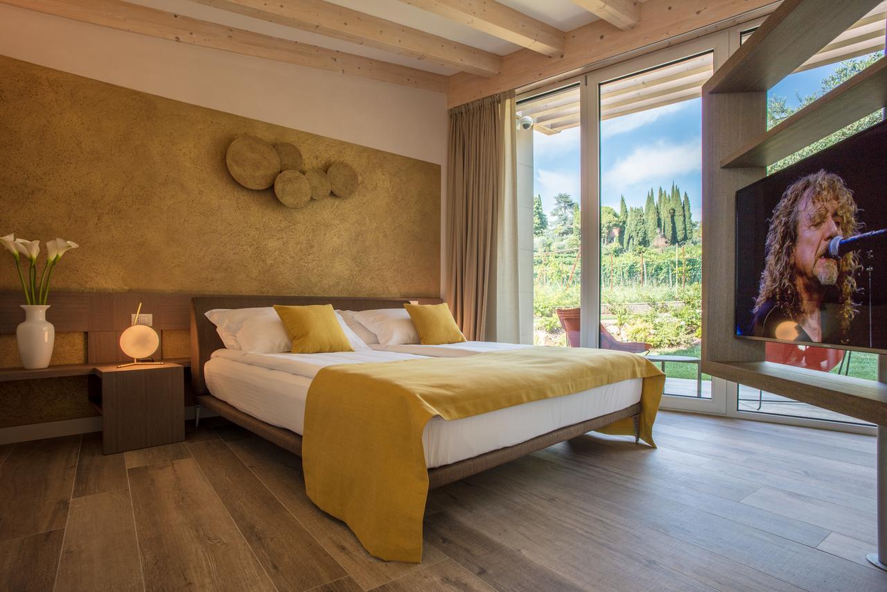 San Colombano Suites バルドリーノ エクステリア 写真