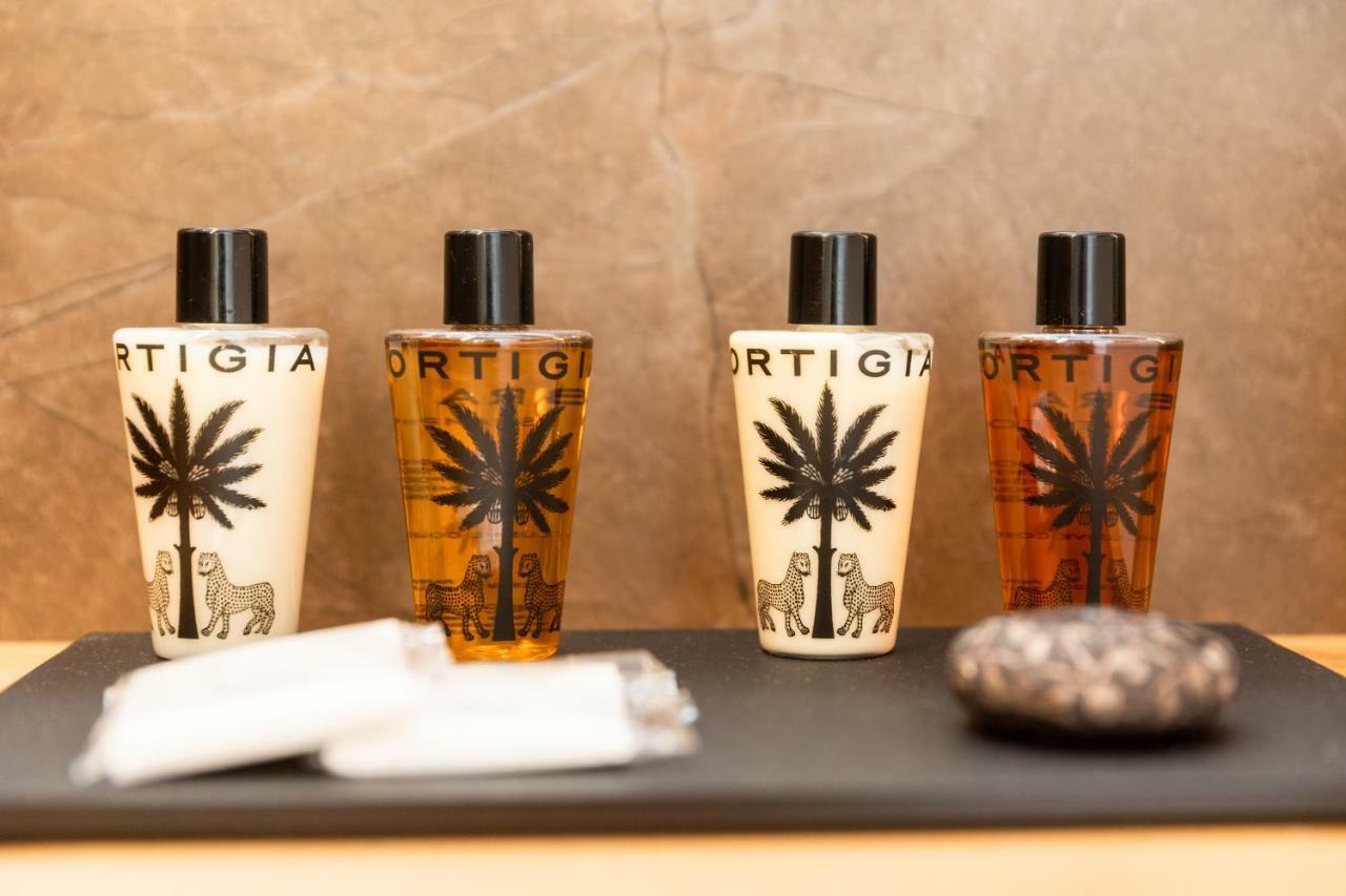 San Colombano Suites バルドリーノ エクステリア 写真